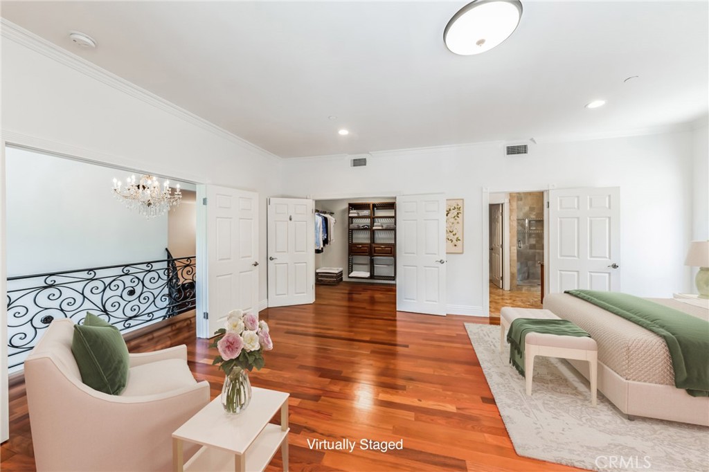 5038 Tendilla Avenue