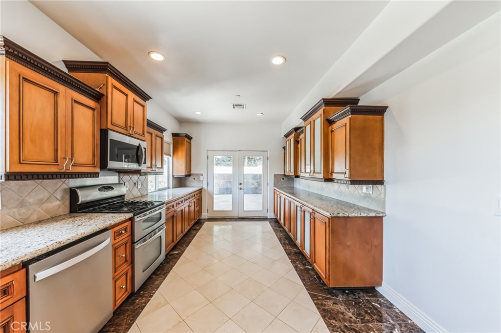 5038 Tendilla Avenue