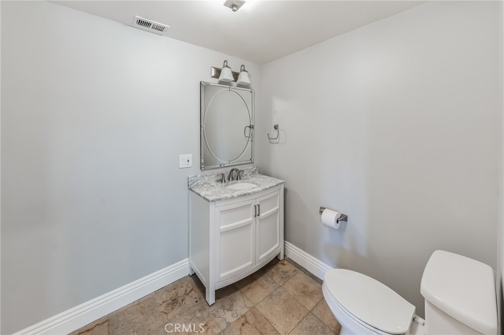 5038 Tendilla Avenue