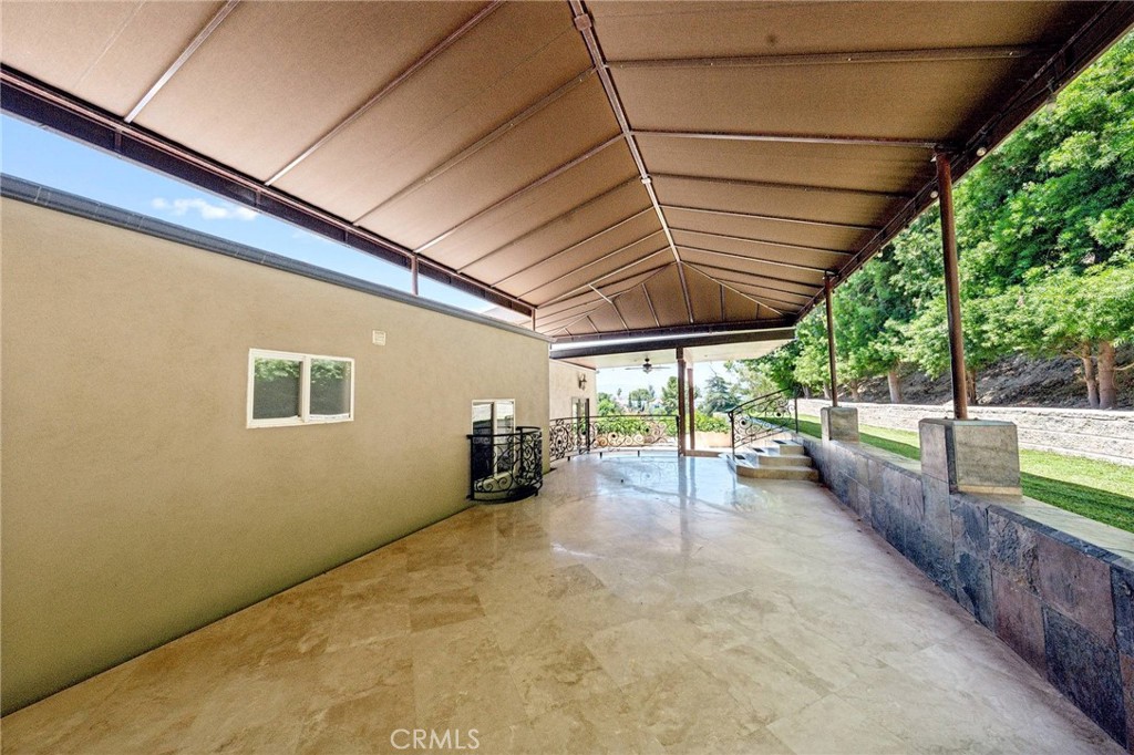 5038 Tendilla Avenue