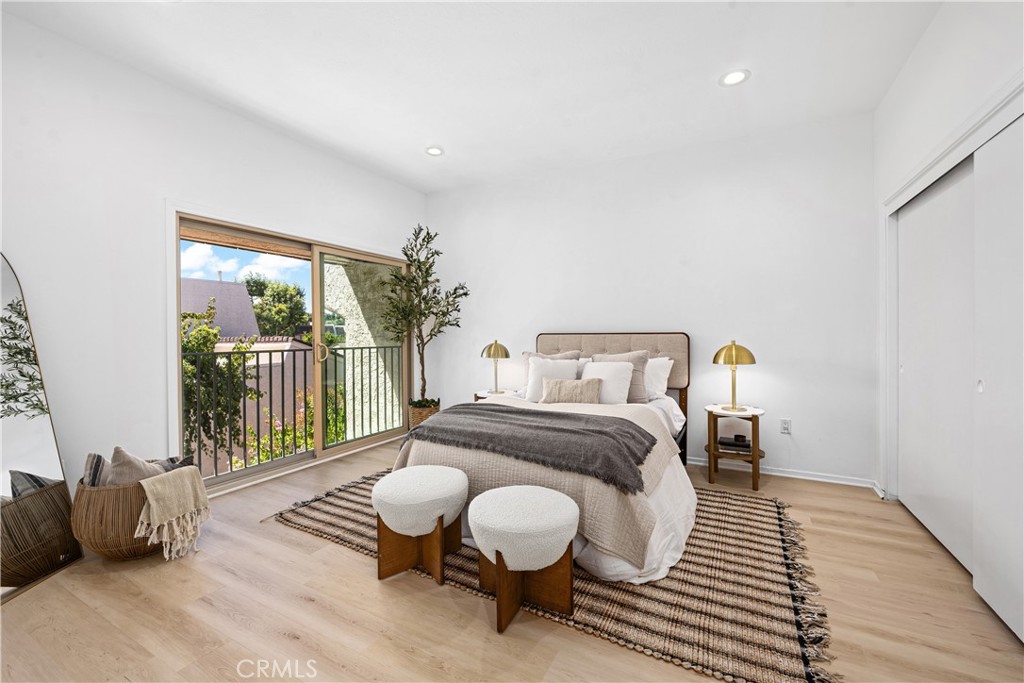 22203 1/2 Erwin Street