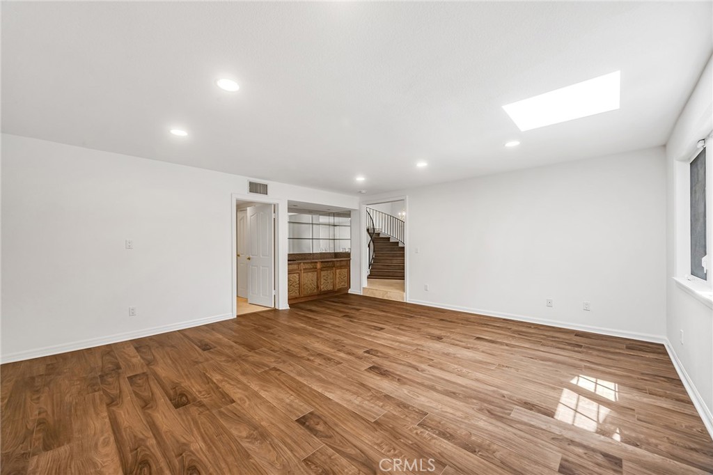 5041 Haskell Avenue