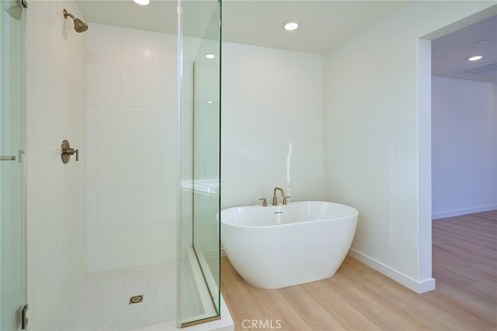 2434 Haley Point Drive 105