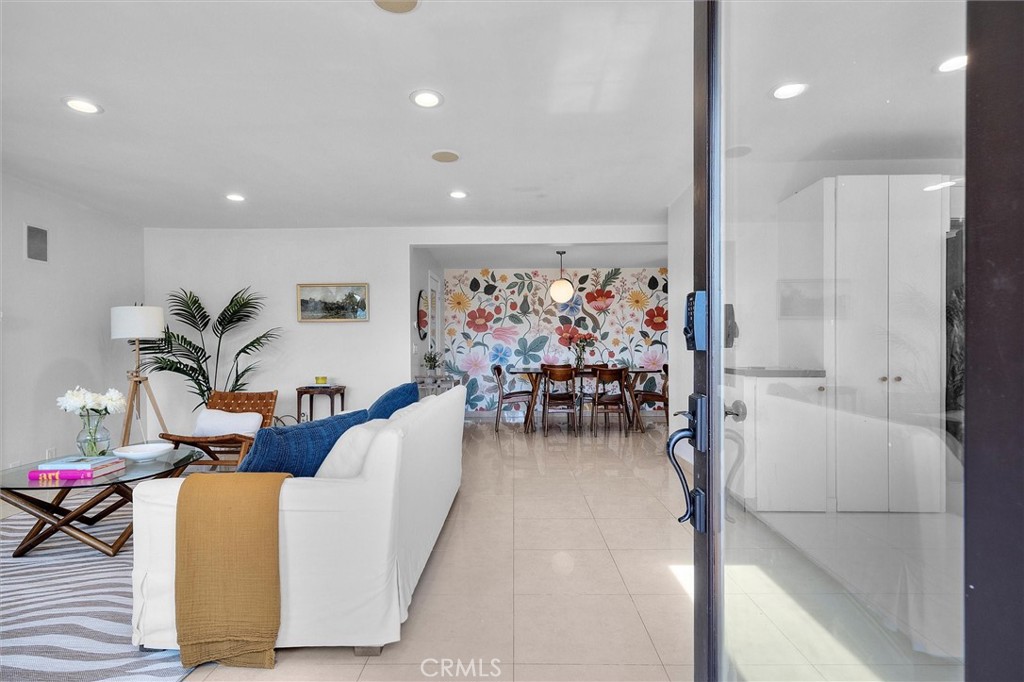 4698 Morro Drive