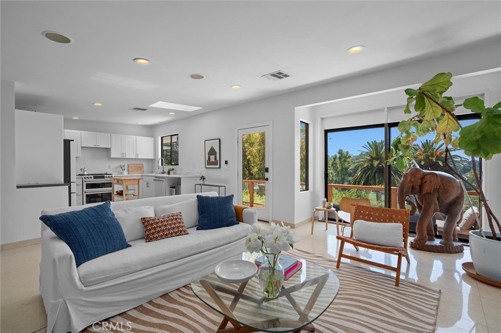 4698 Morro Drive