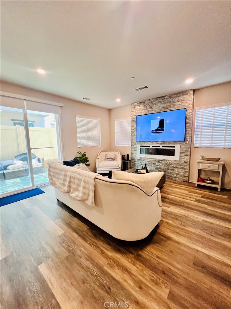 1401 Turin Lane