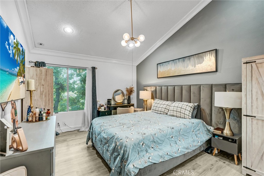 7800 Topanga Canyon