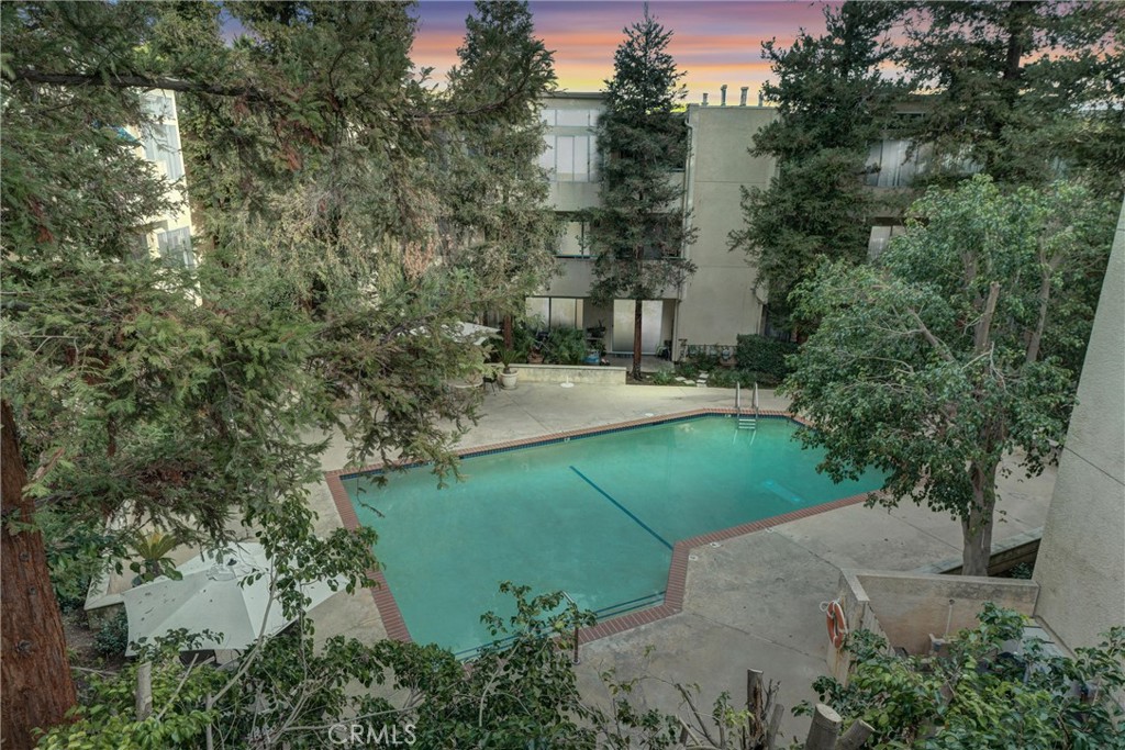 7800 Topanga Canyon