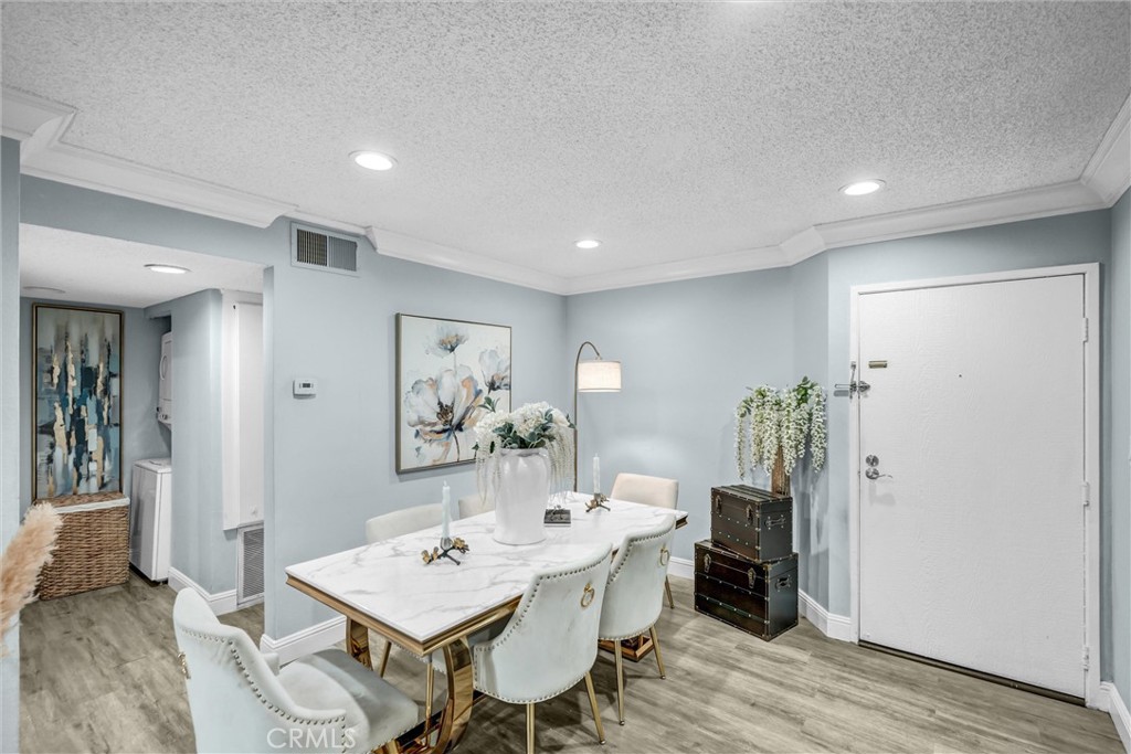 7800 Topanga Canyon