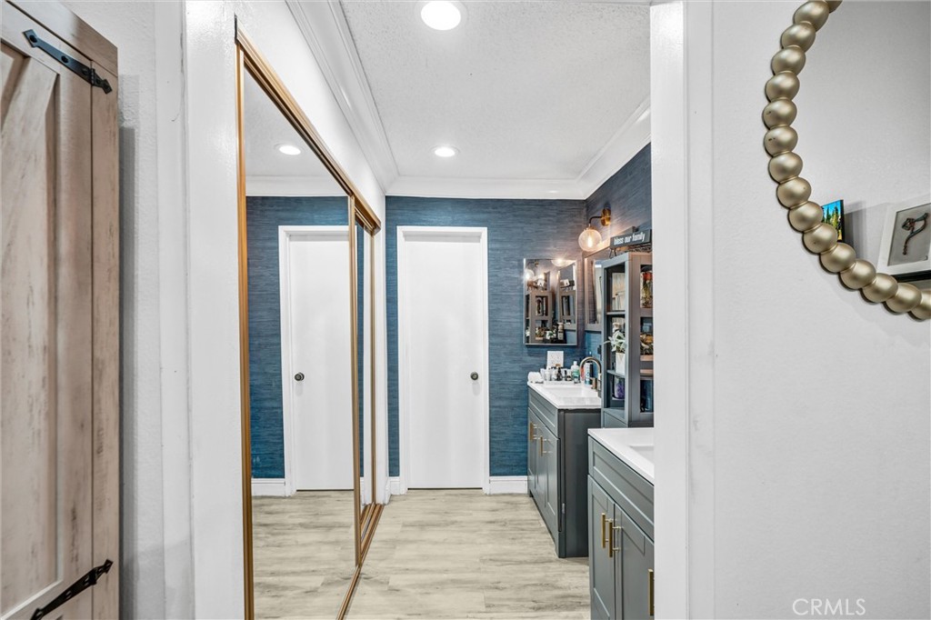 7800 Topanga Canyon