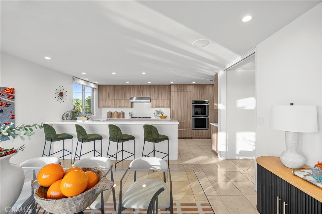 3851 Beverly Ridge