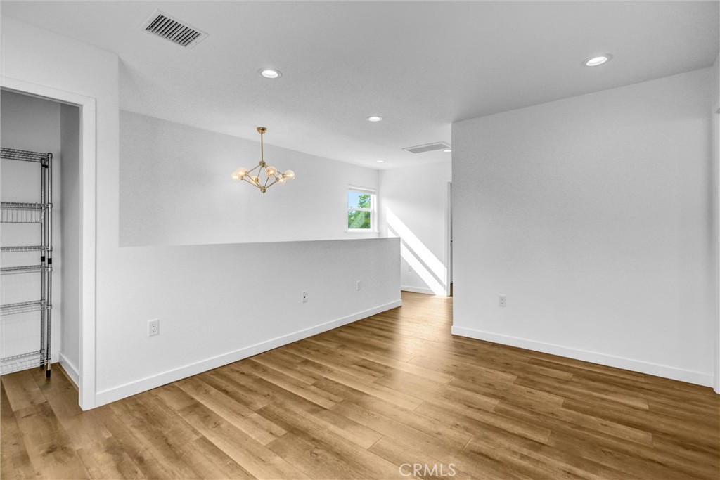 6830 Bothwell