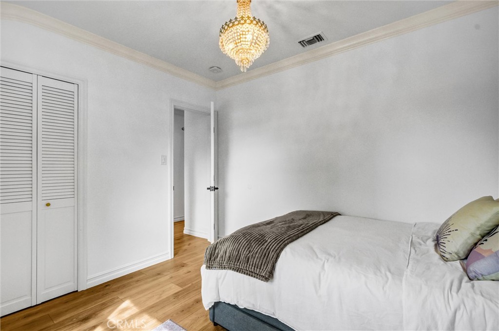 6830 Bothwell