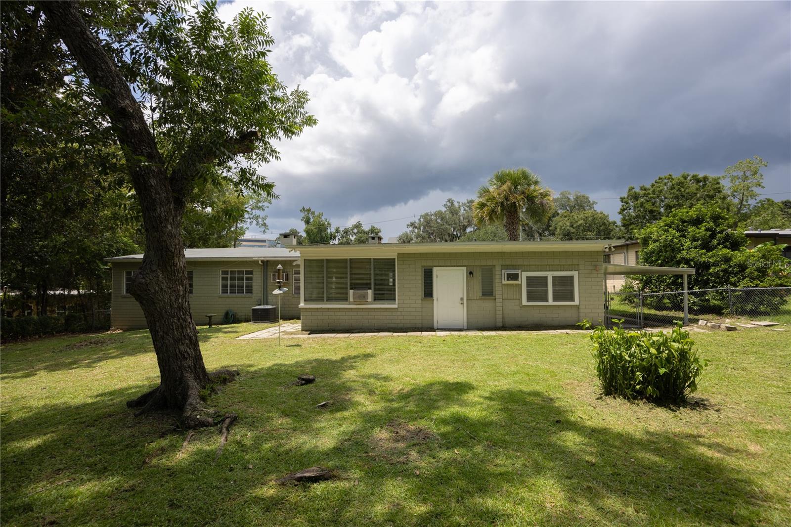 1067 SW 11TH TER