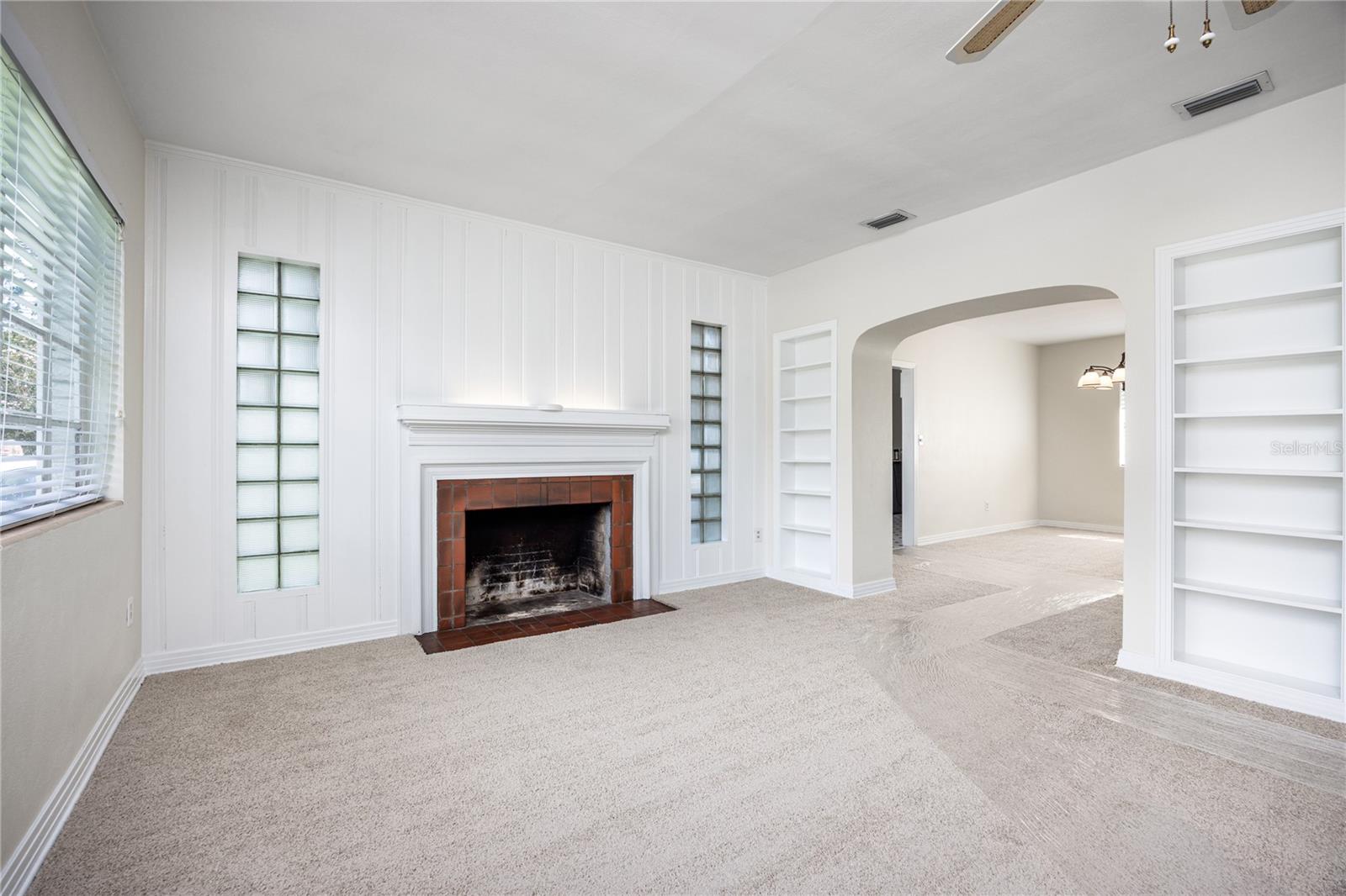 1067 SW 11TH TER