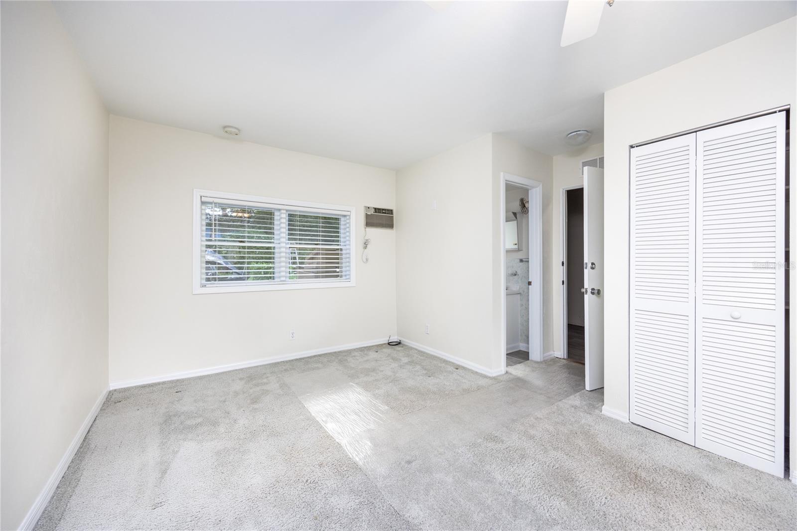 1067 SW 11TH TER