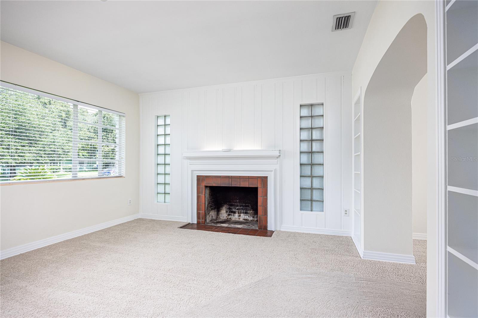 1067 SW 11TH TER