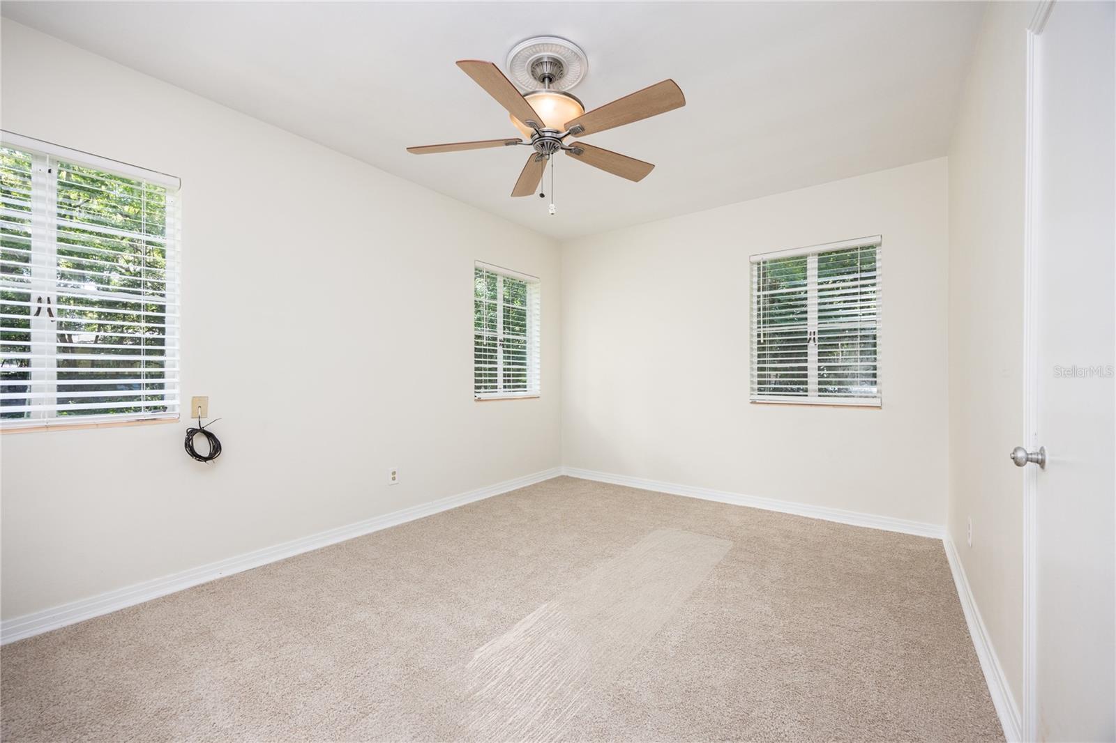 1067 SW 11TH TER