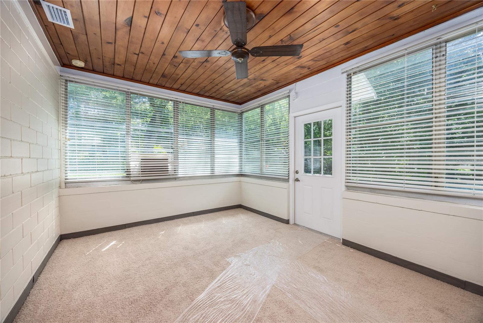 1067 SW 11TH TER