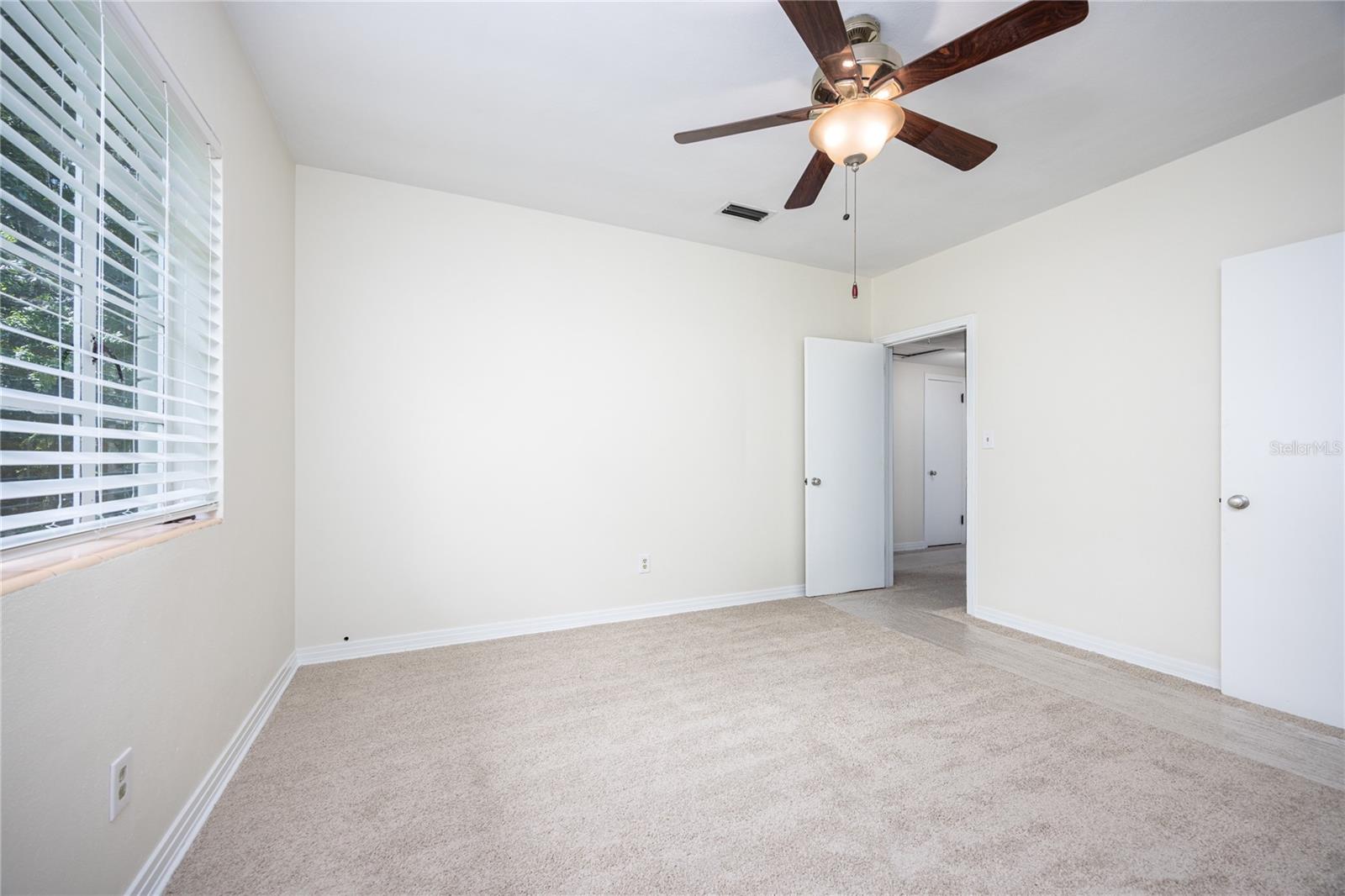 1067 SW 11TH TER