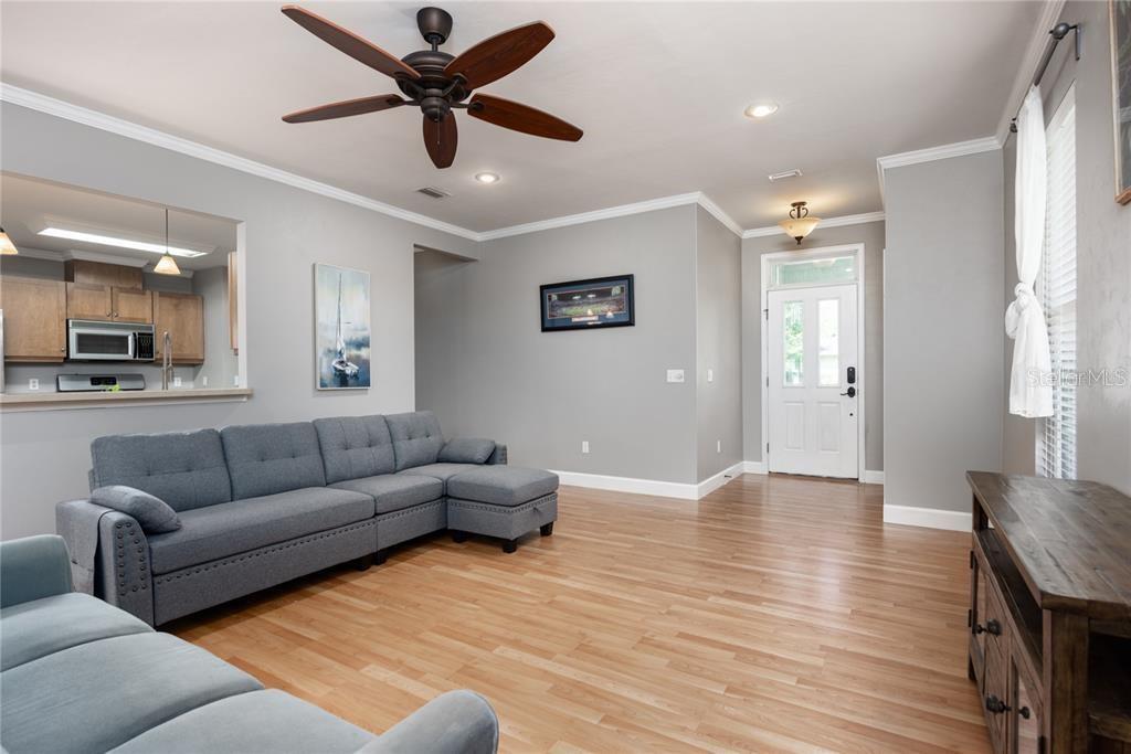 4537 NE 16TH TER
