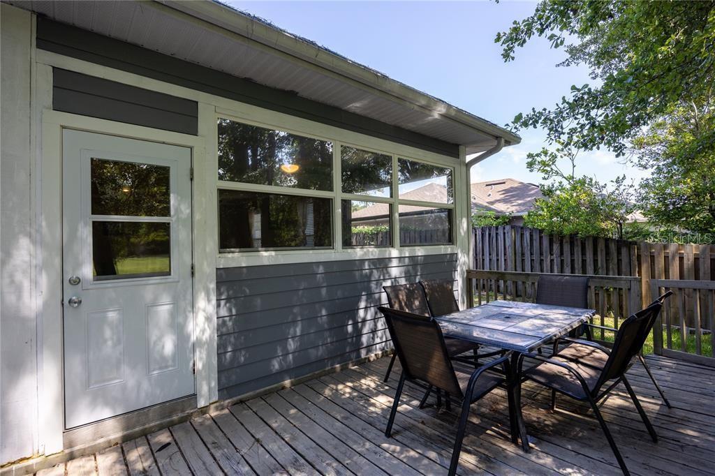 4537 NE 16TH TER