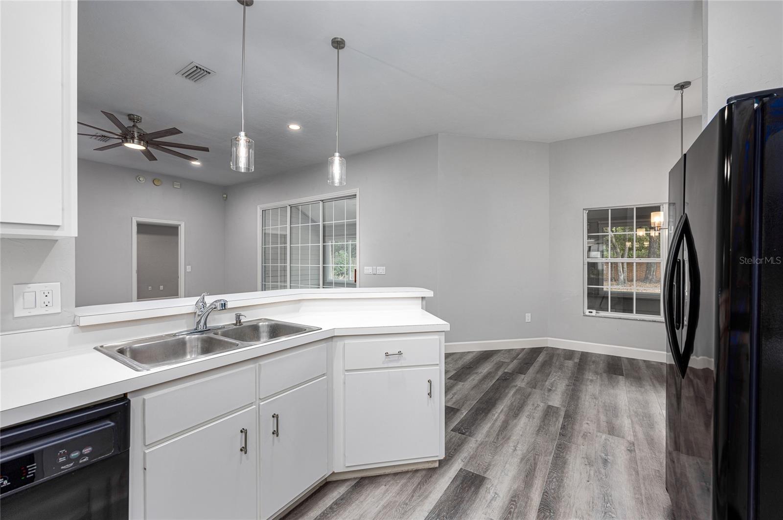 2103 SW 75TH TER