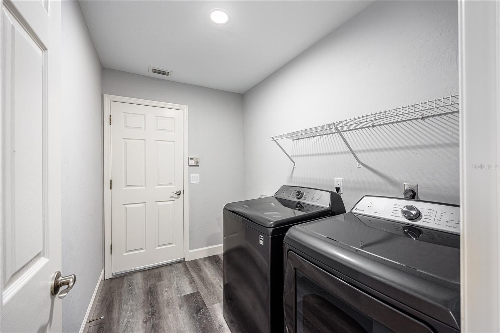 2103 SW 75TH TER