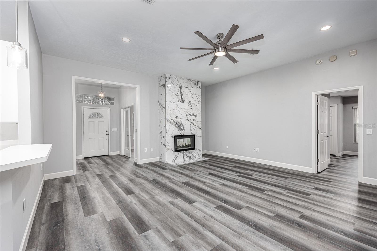 2103 SW 75TH TER