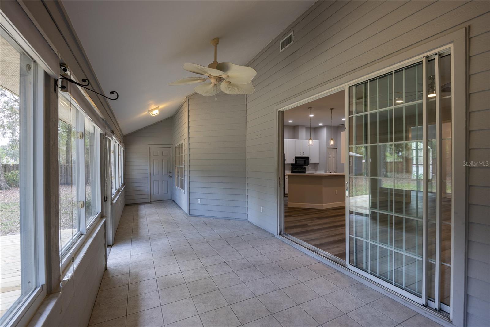 2103 SW 75TH TER