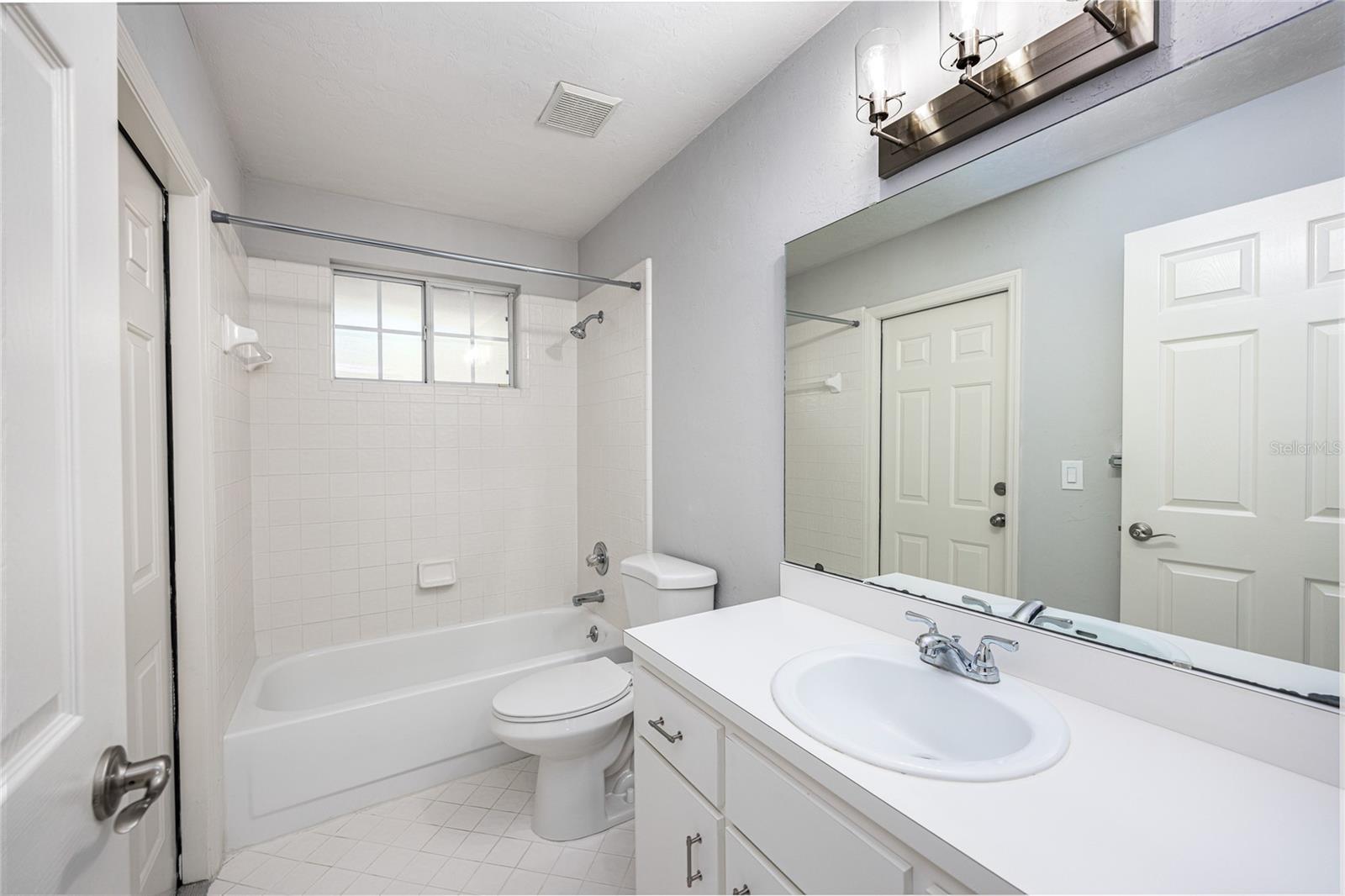 2103 SW 75TH TER