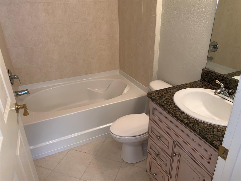 4715 SW 91ST DR #201