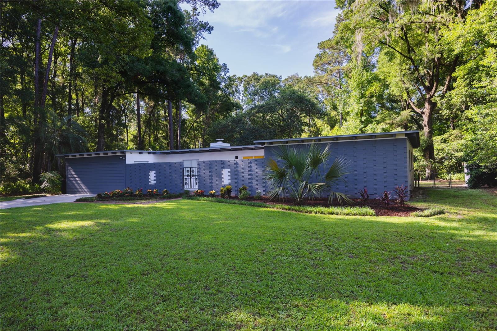 3511 NW 33RD PL