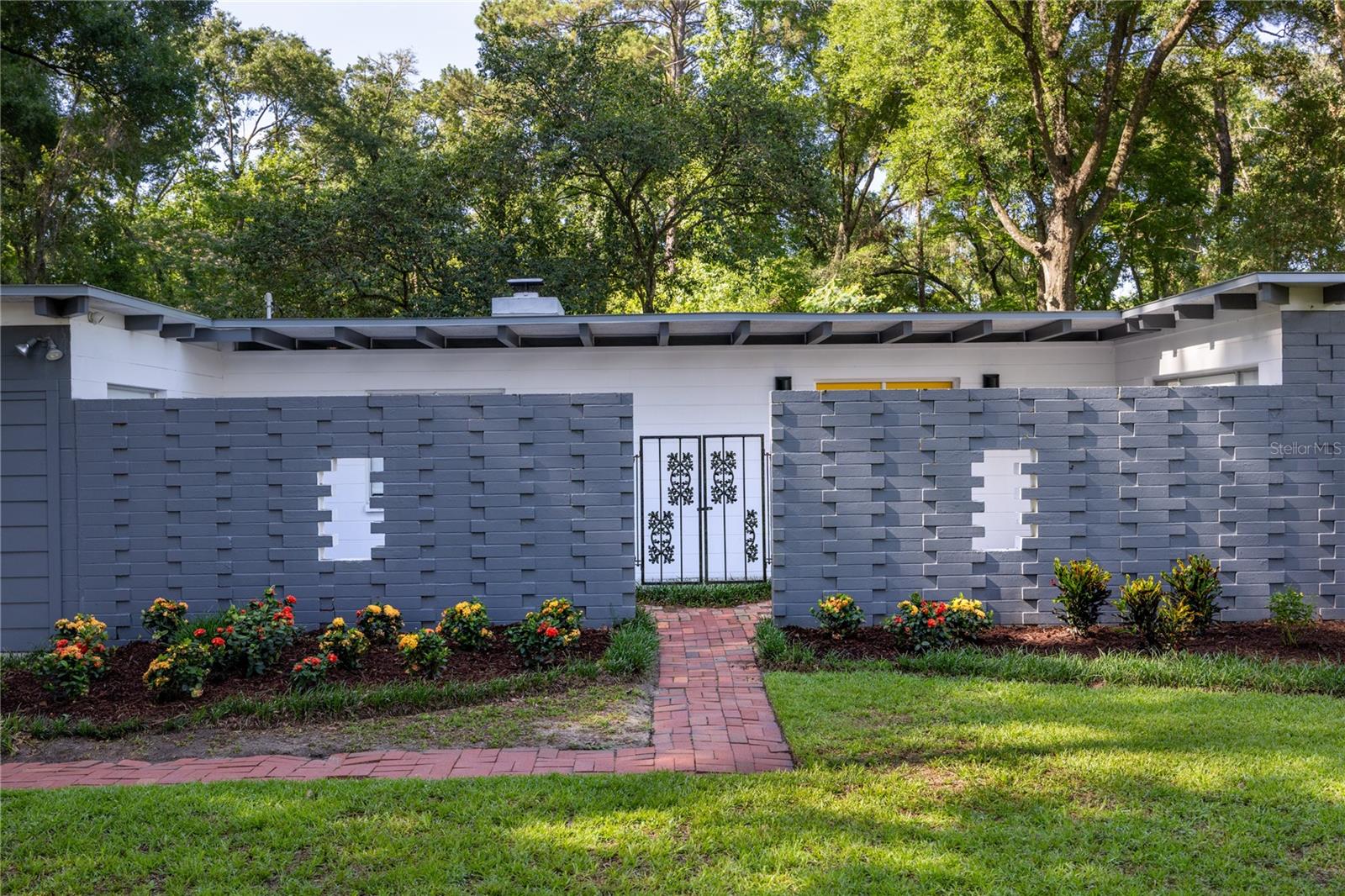3511 NW 33RD PL