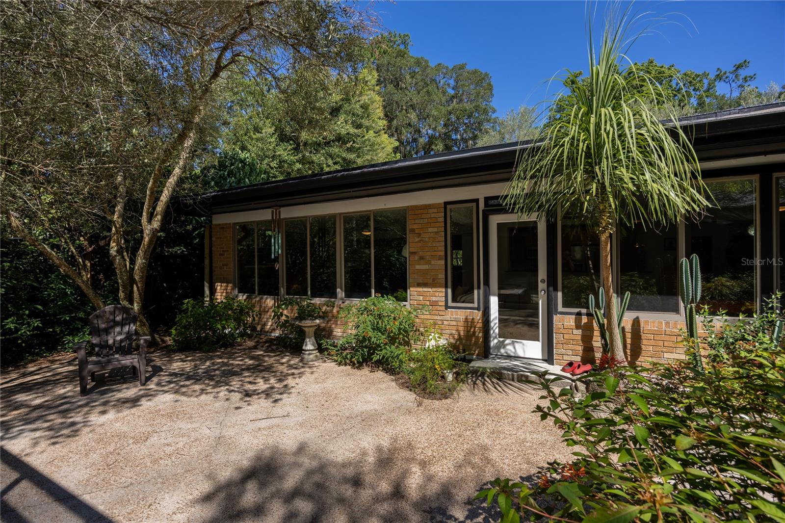 415 NW 32ND ST