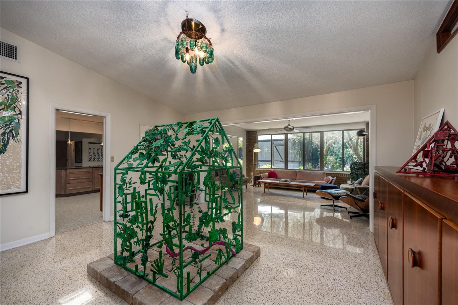 415 NW 32ND ST