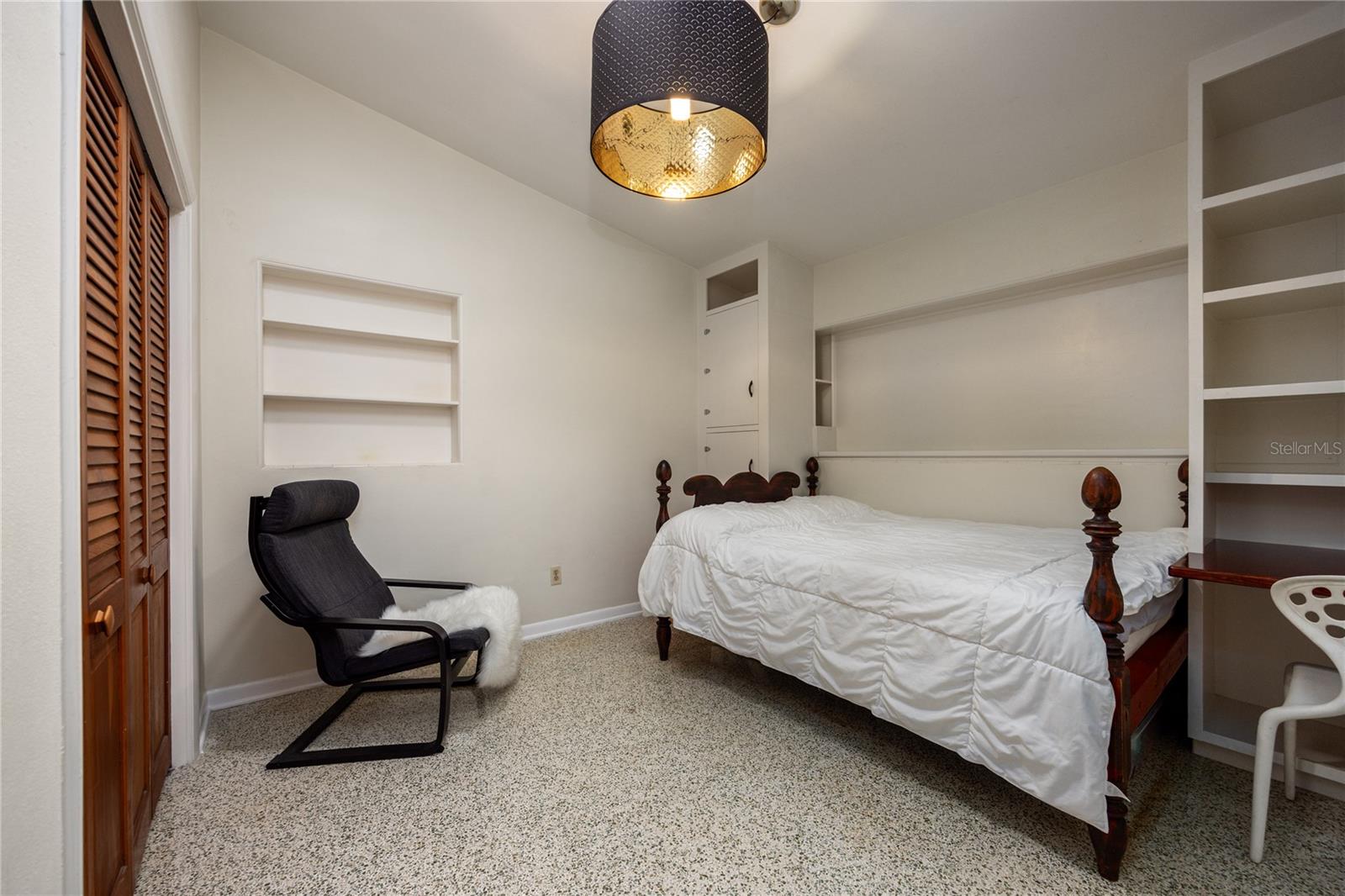 415 NW 32ND ST