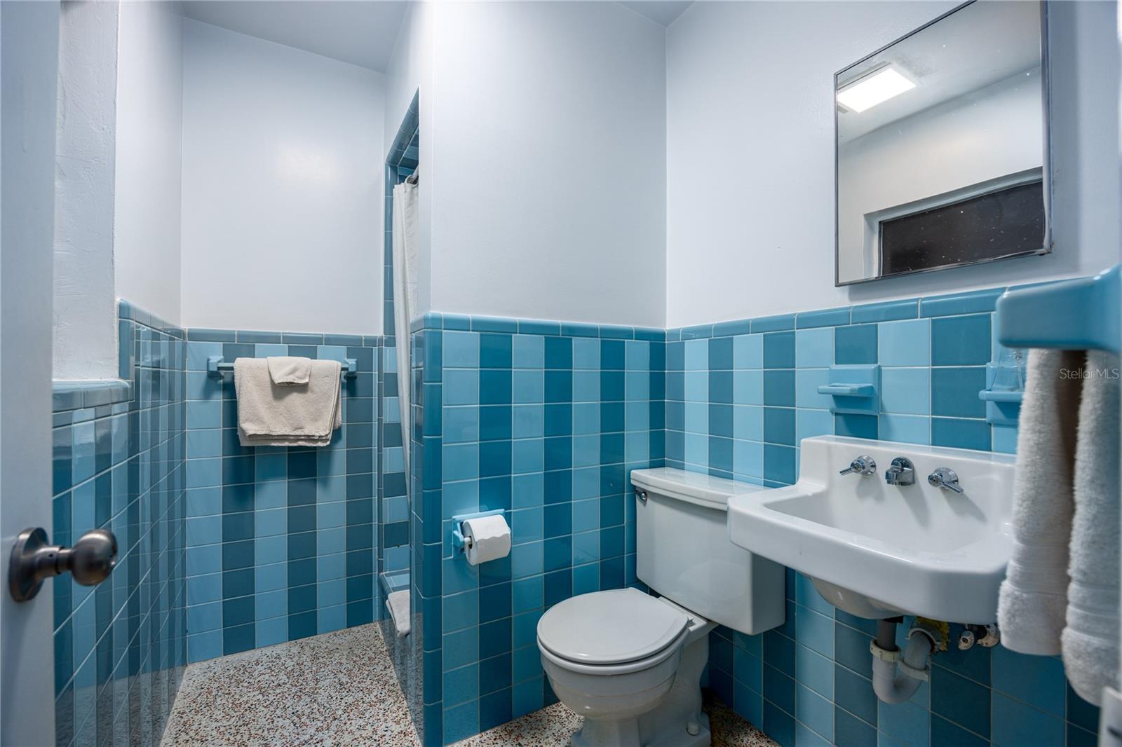 415 NW 32ND ST