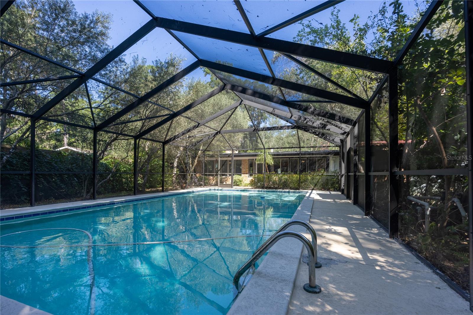 415 NW 32ND ST