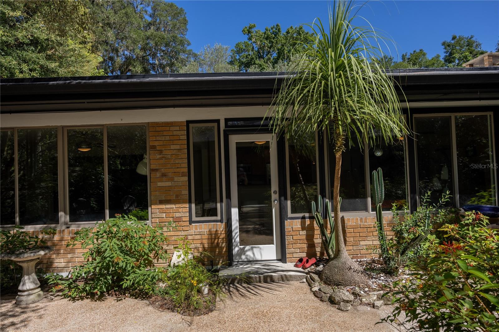 415 NW 32ND ST