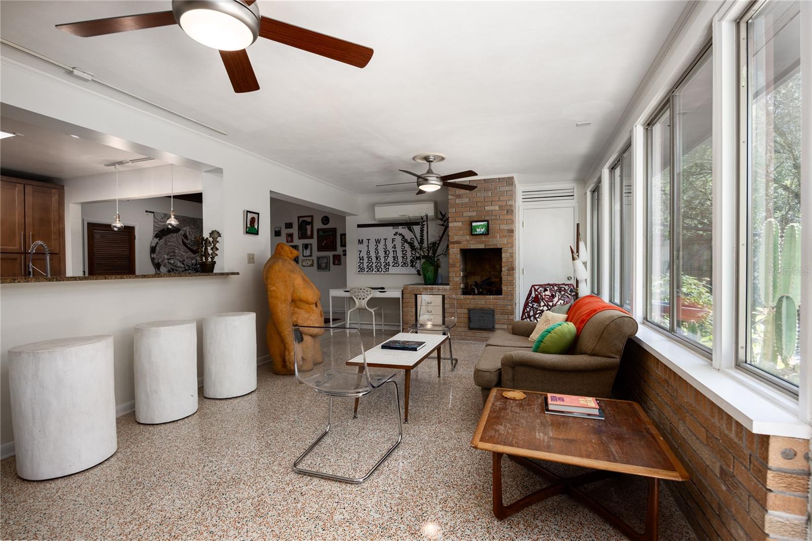 415 NW 32ND ST