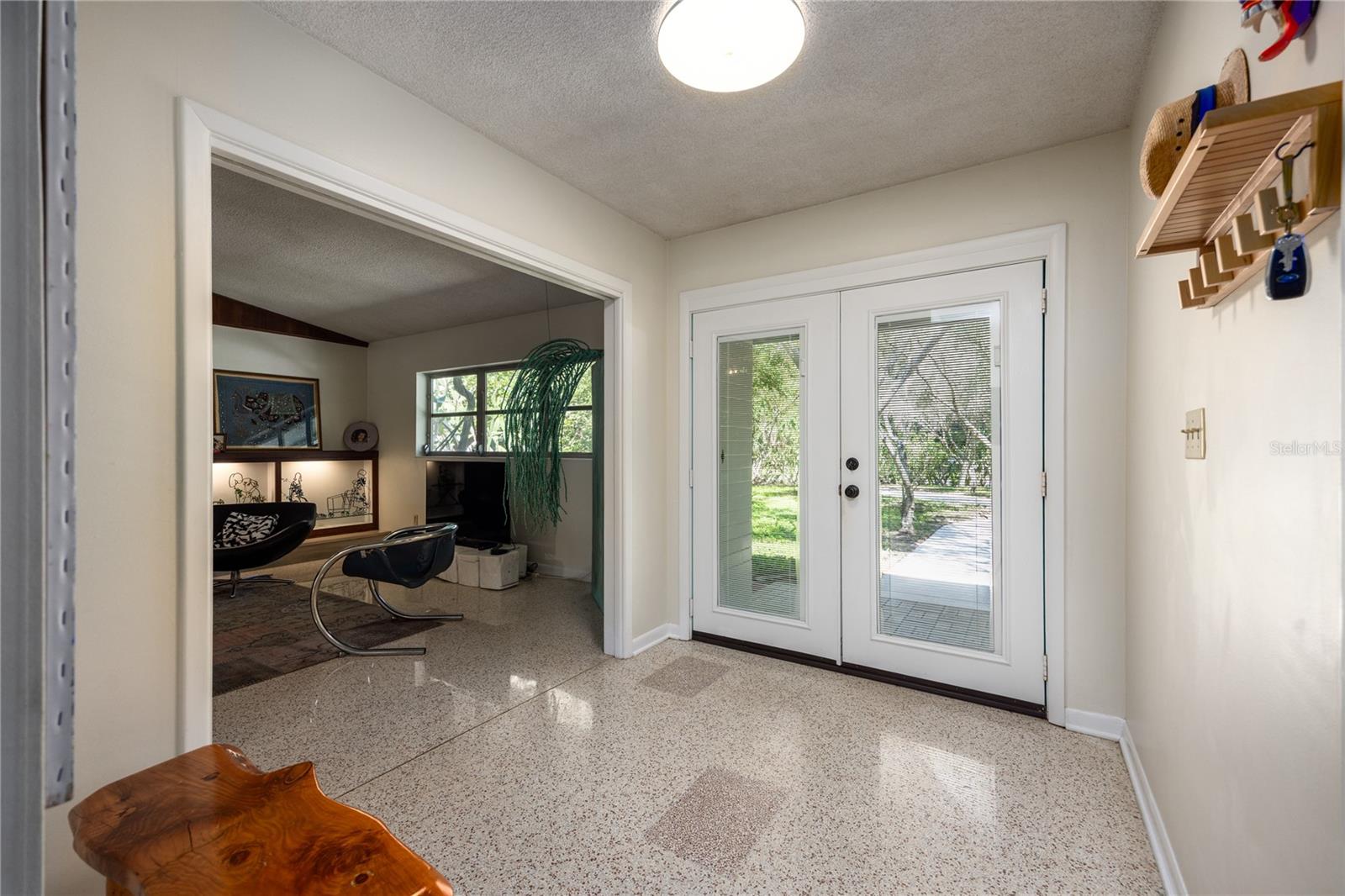 415 NW 32ND ST