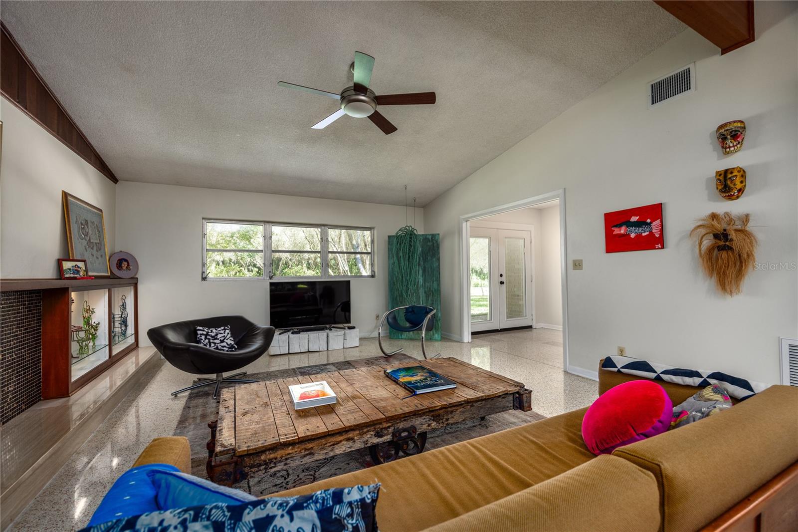 415 NW 32ND ST