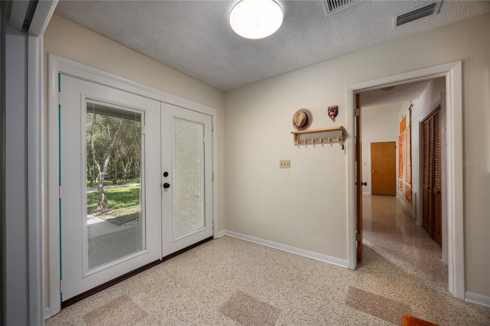 415 NW 32ND ST