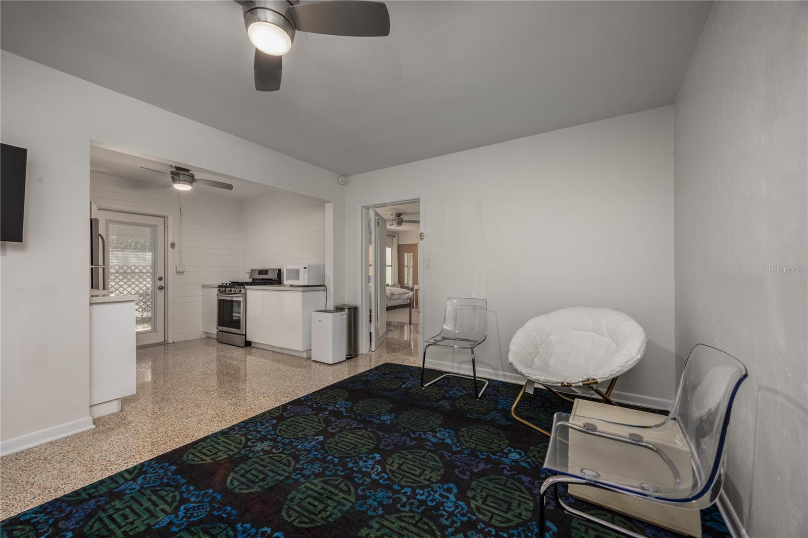 415 NW 32ND ST