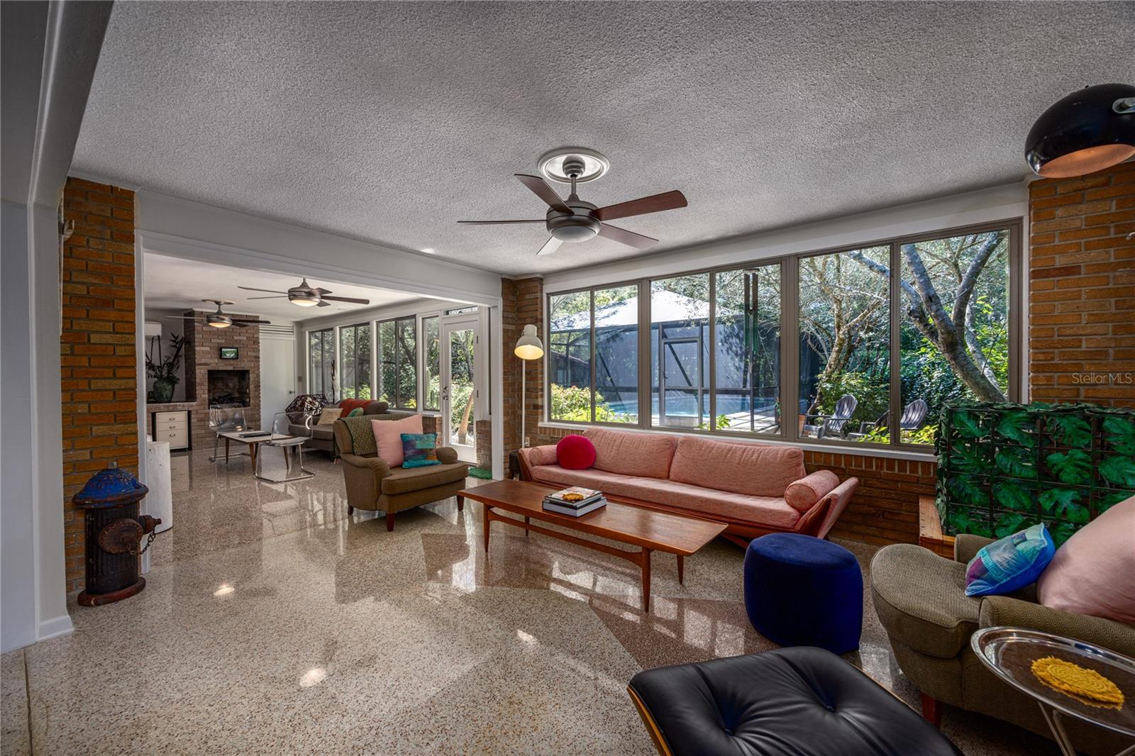415 NW 32ND ST