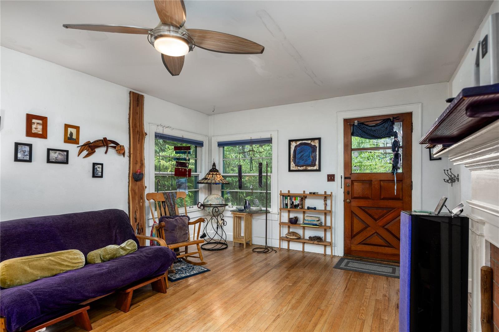 611 NE 10TH PL