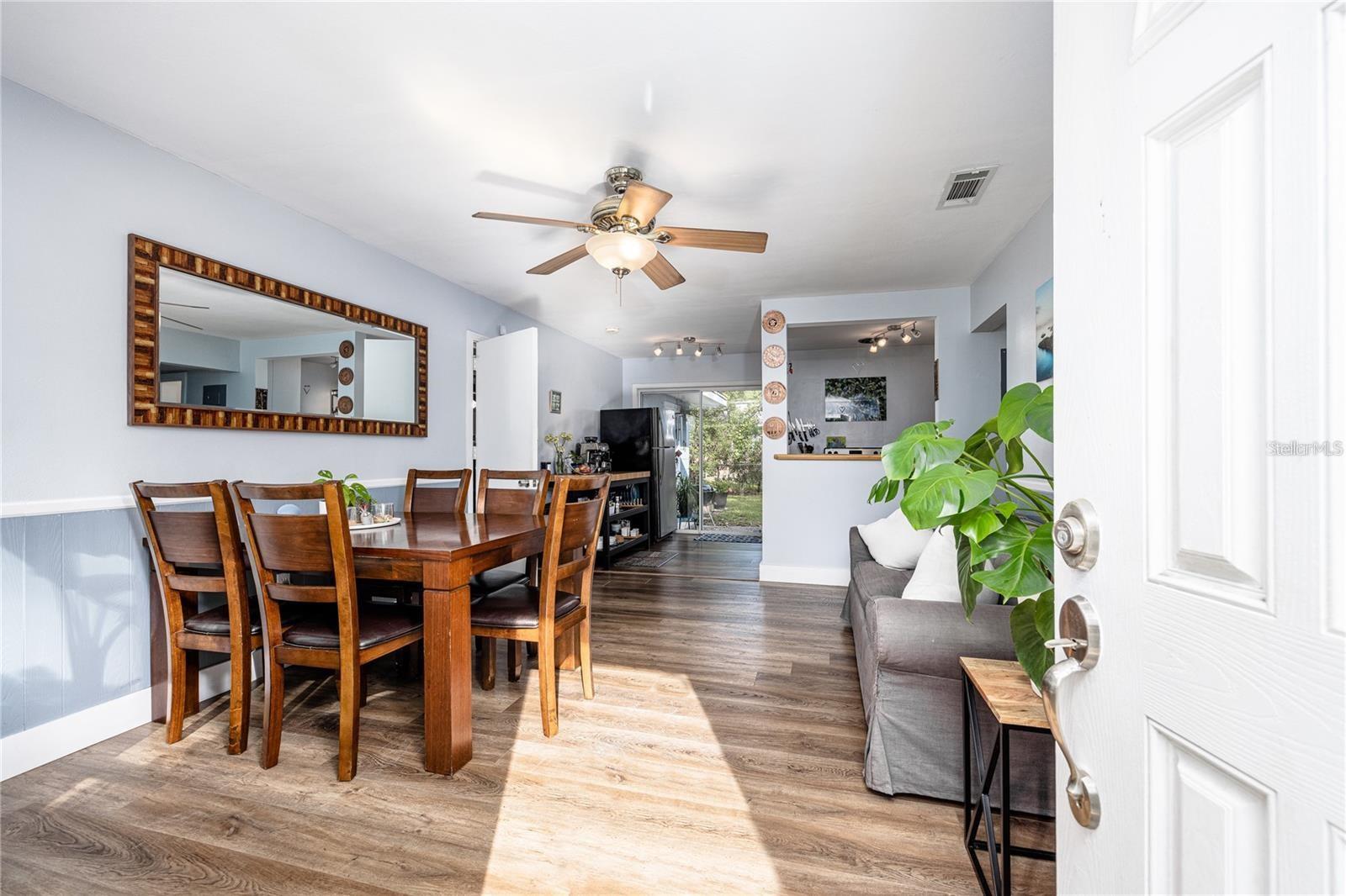 601 NW 34TH TER