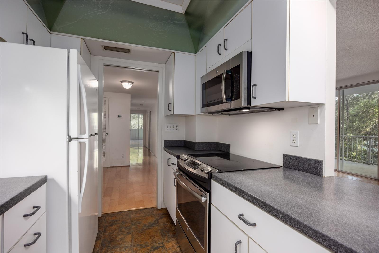 1719 NW 23RD AVE #3F