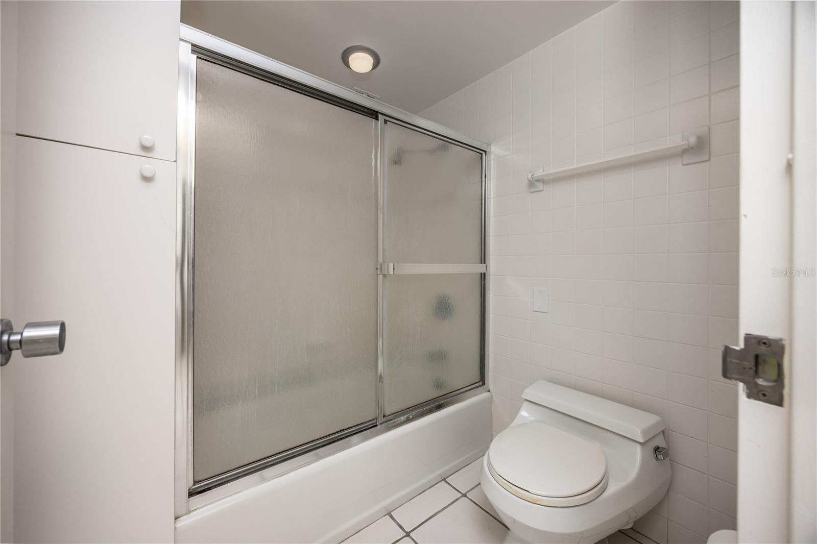 1719 NW 23RD AVE #3F